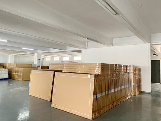 20 Puan Dokunmatik IR Taşınabilir İnteraktif Akıllı Beyaz Tahta Ekranı ISO9001